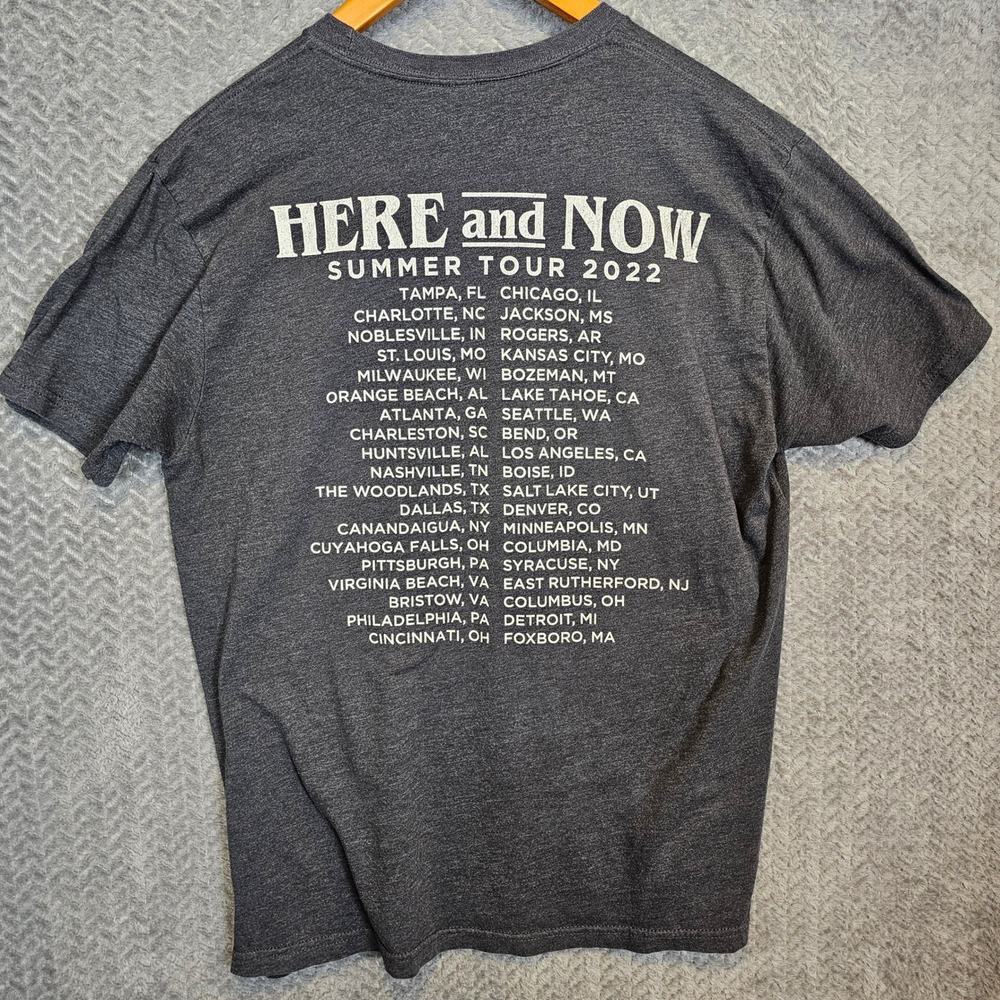 Kenny Chesney Here and Now Summer Tour 2022 Graphic T-Shirt Gray Large L Concert - Picture 5 of 7